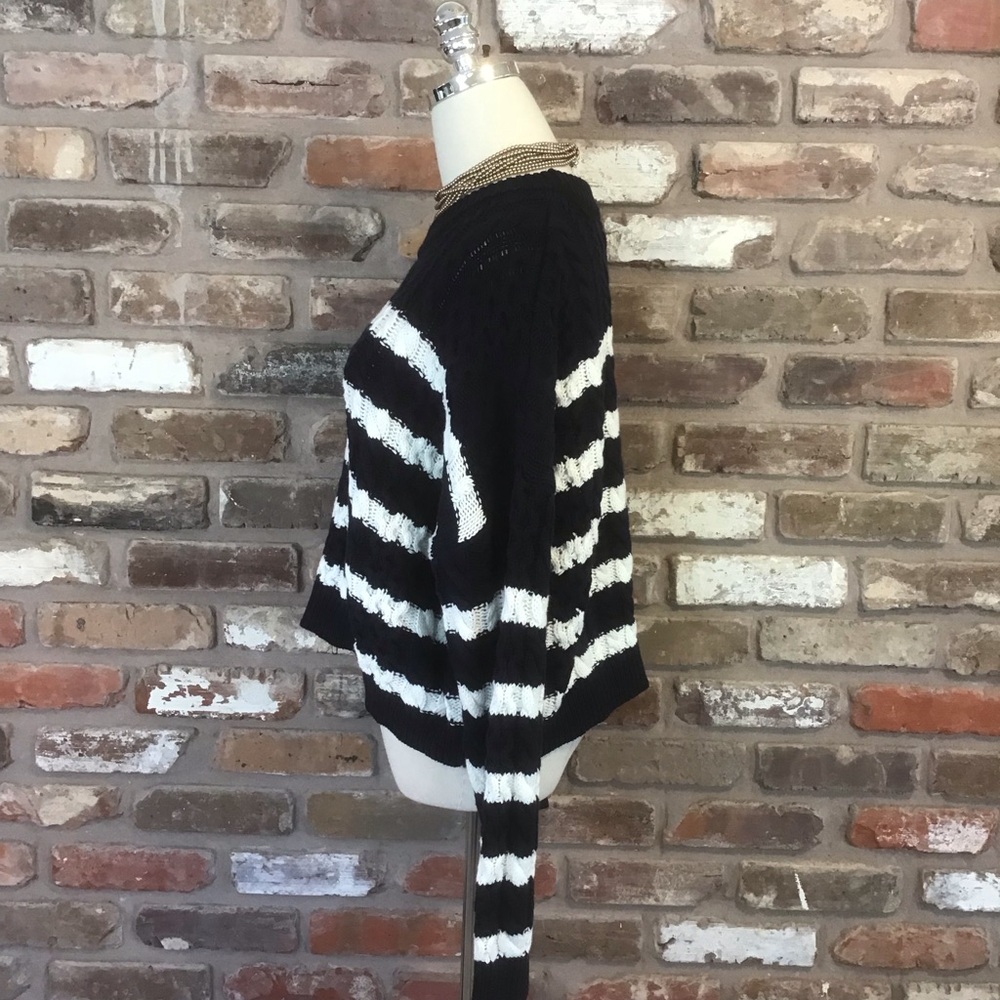 JESSICA SIMPSON Navy White Stripes Pullover Chunky Cable Knit Sweater L NEW - Picture 3 of 7